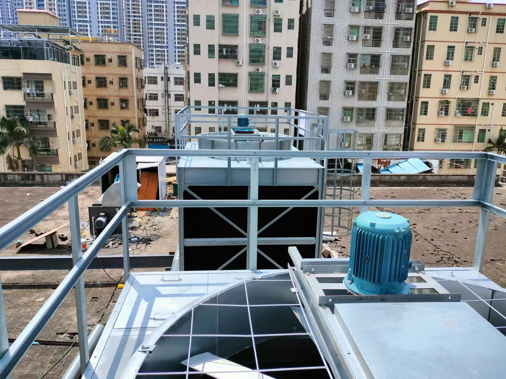 玻璃鋼冷卻塔選型該如何,玻璃鋼冷卻塔安裝施工方案